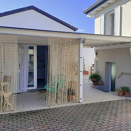B&B La Stanza Del Borgo Червія Екстер'єр фото